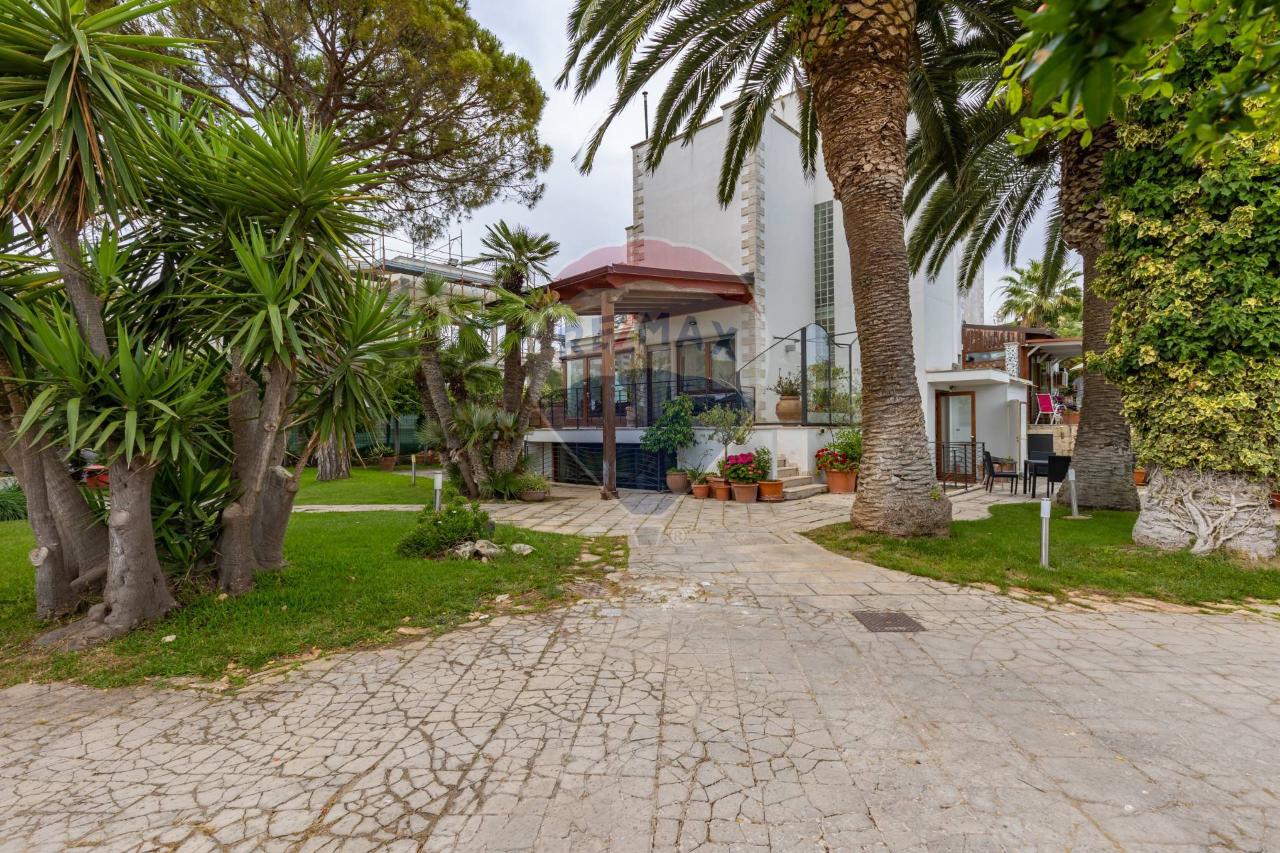 Albergo in Strada Zuccararo 12, Bari - Foto 1