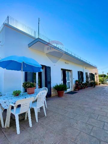 Detached house in Contrada Impalata 323, Monopoli - Photo 1