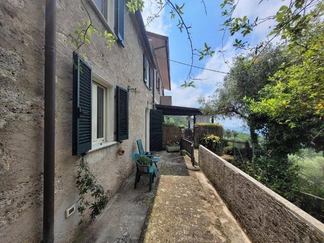 Country house or cottage in Via Capezzano Monte, Pietrasanta - Photo 1