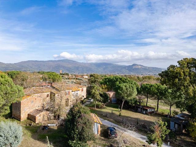 Country house or cottage in Case Sparse Burcinella 183, Cortona - Photo 1