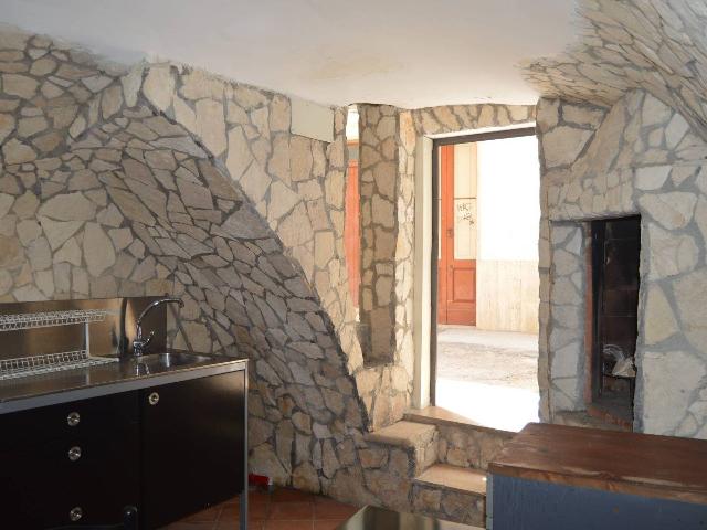 Detached house in Via Madonna delle Grazie 30, Noicattaro - Photo 1