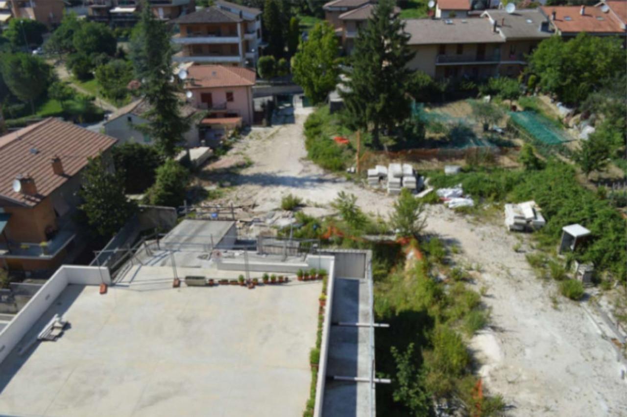 Terreno edificabile residenziale in vendita a Macerata