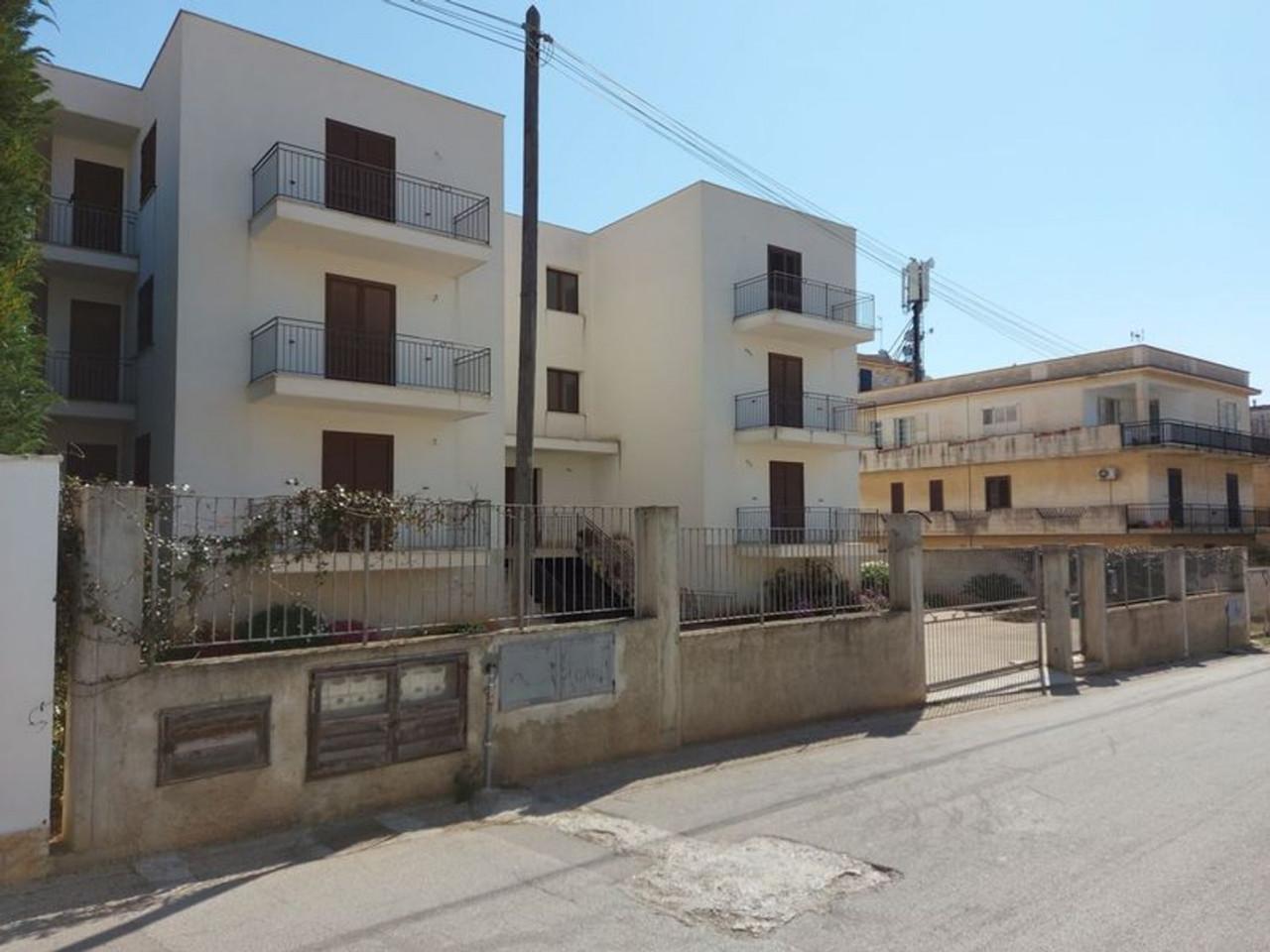 Magazzino in Via Giallonghi, N. Snc, Castelvetrano - Foto 1