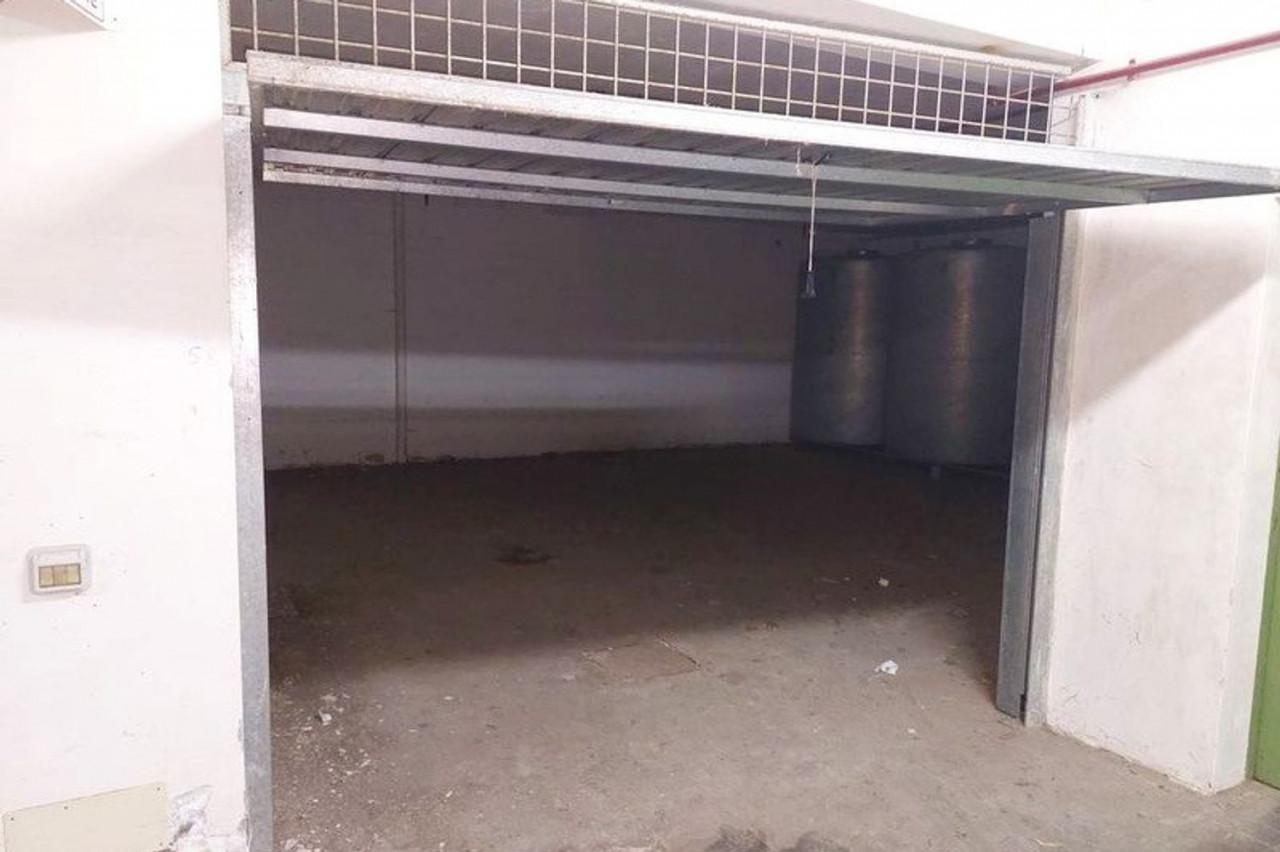 Garage in vendita a Enna