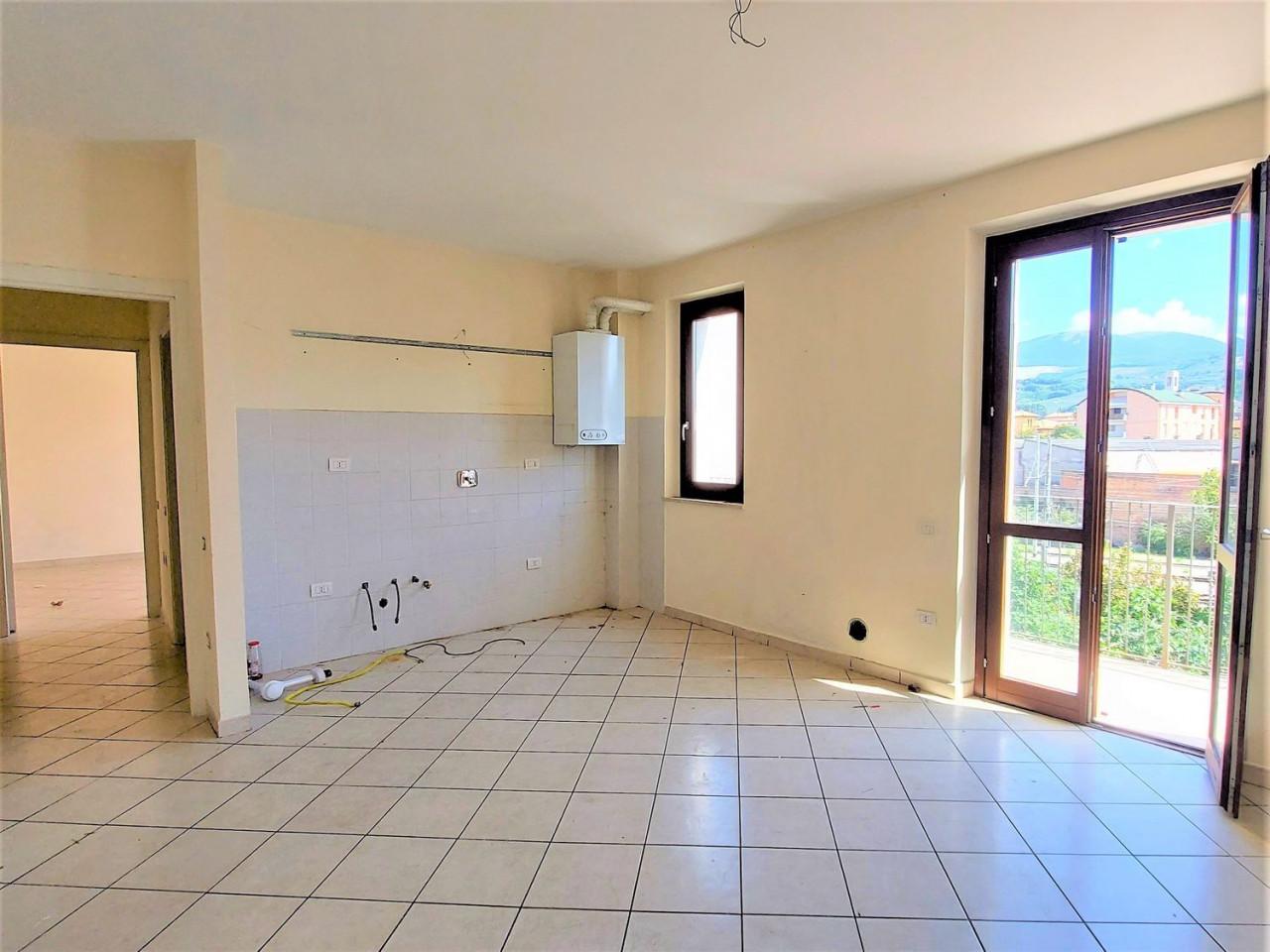 Parcheggio chiuso in Via Cesare Battisti, N. 28, Foligno - Foto 1