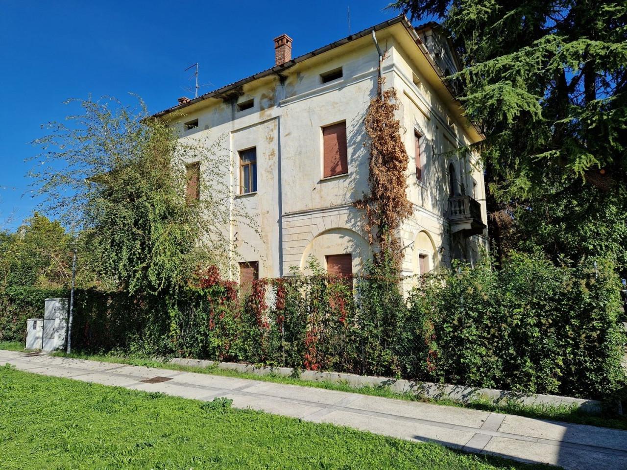 Casa indipendente in vendita a Ronchi Dei Legionari