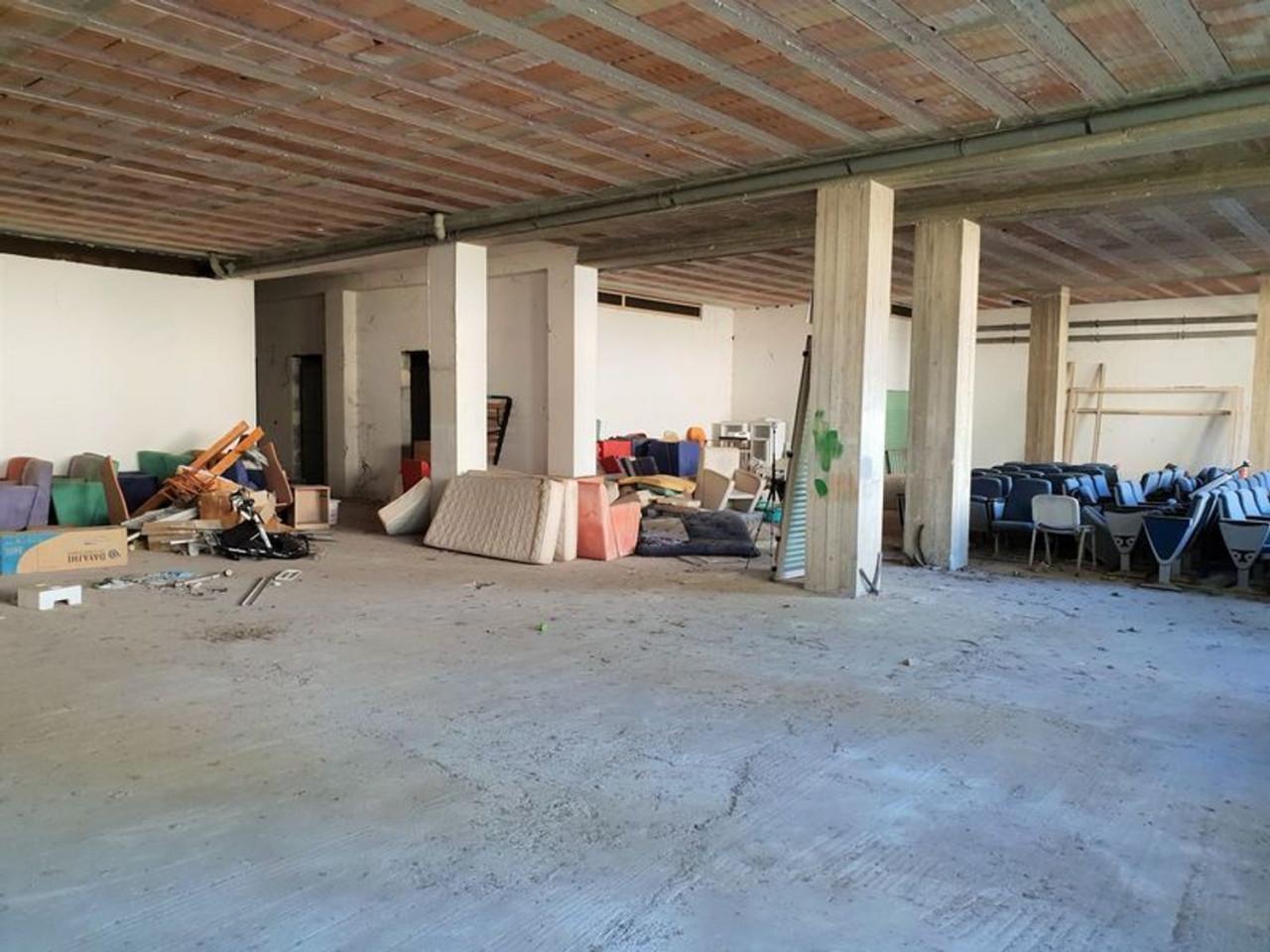Magazzino in Via Montenegro, N. 181, Lizzanello - Foto 1