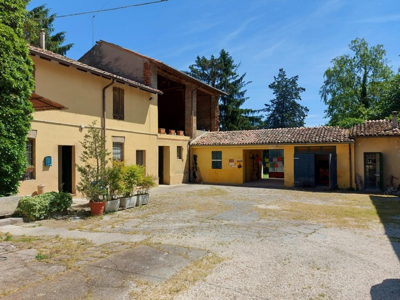 Palazzo in vendita a Piadena Drizzona