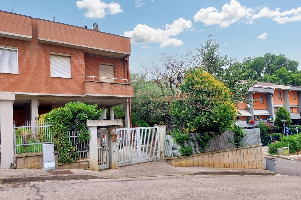 Villa a schiera in vendita a Perugia