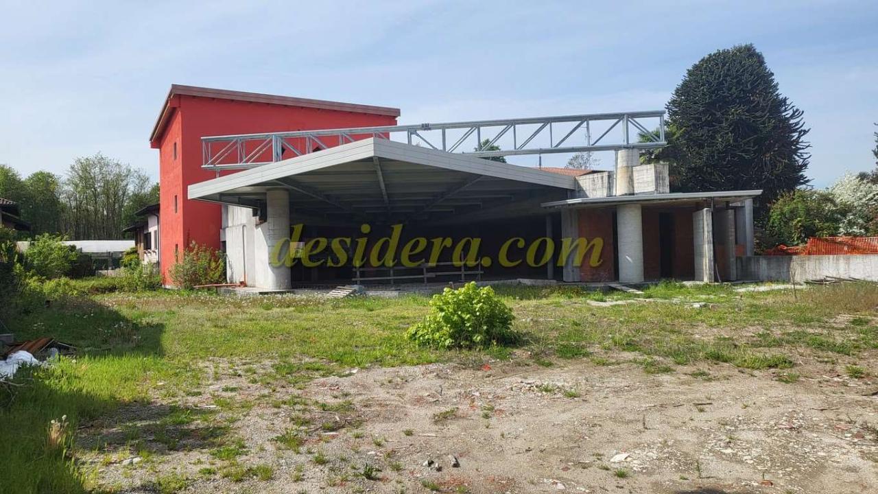 Immobile residenziale in vendita a Castelletto Sopra Ticino