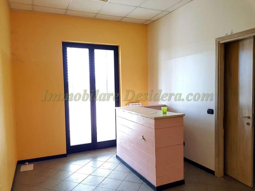 Ufficio in , Castelletto sopra Ticino - Foto 1