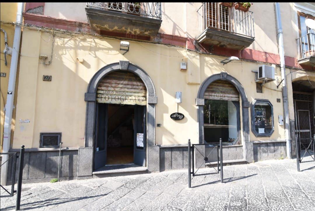 Negozio in Via V. Minzoni 13, Angri - Foto 1