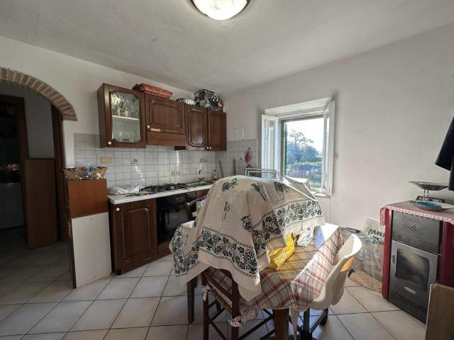 3-room flat, Gavorrano - Photo 1