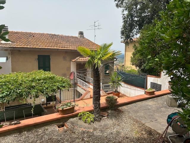 3-room flat, Gavorrano - Photo 1