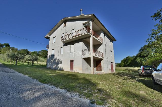 Vierzimmerwohnung, San Severino Marche - Foto 1