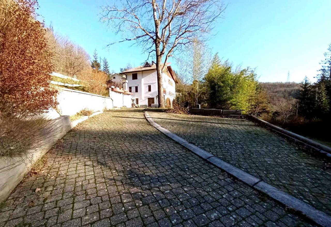 Villa bifamiliare in vendita a Pontinvrea