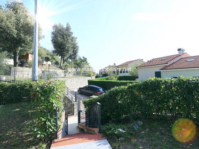 3-room flat in Piazza Papa Giovanni XXIII Sanda 305, Celle Ligure - Photo 1