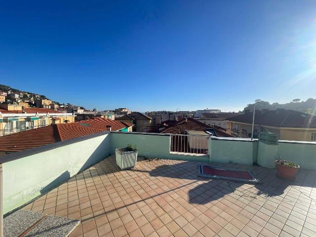 4-room flat in Via dei Glicini, Finale Ligure - Photo 1