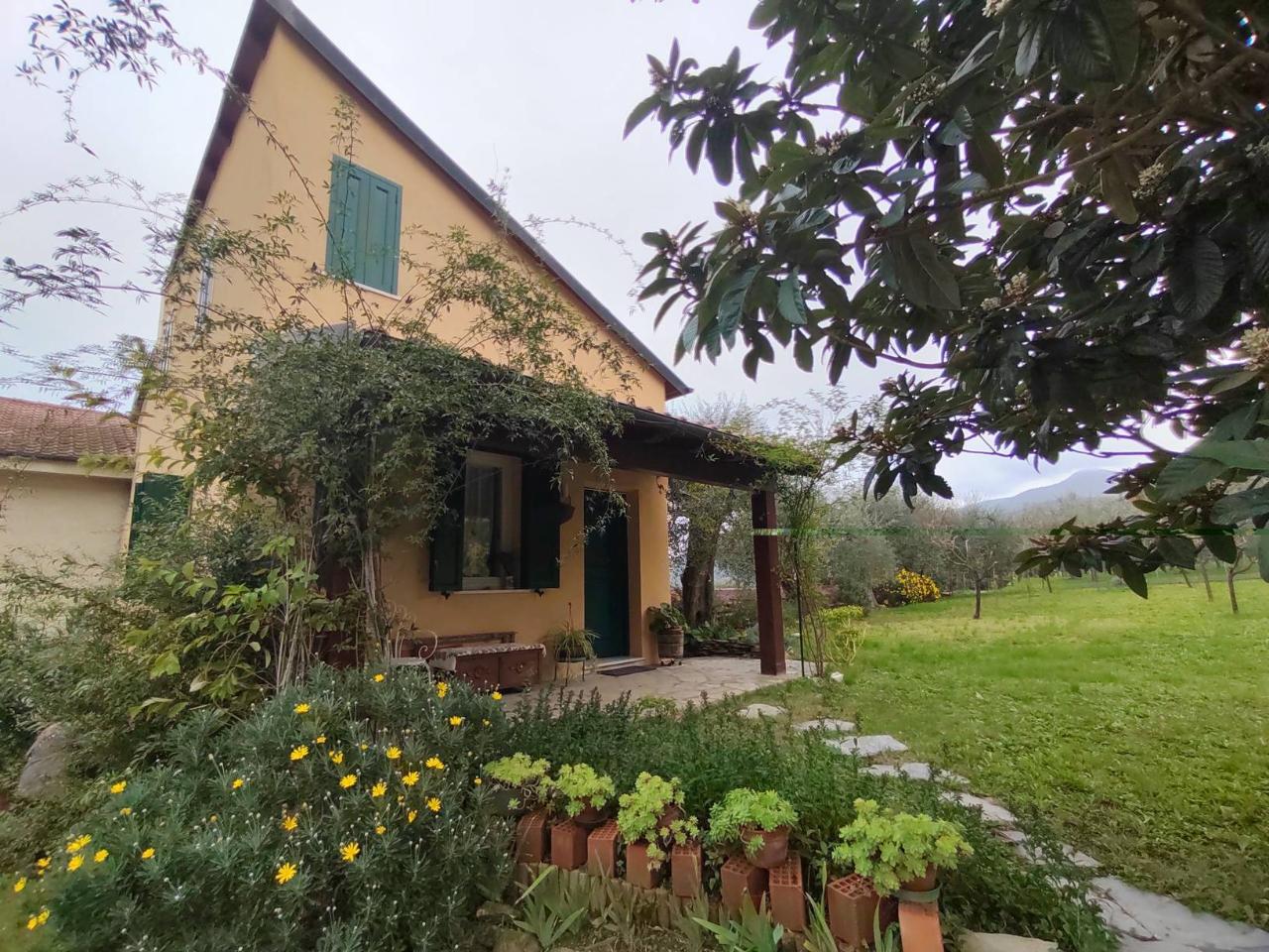 Villa in vendita a Garlenda
