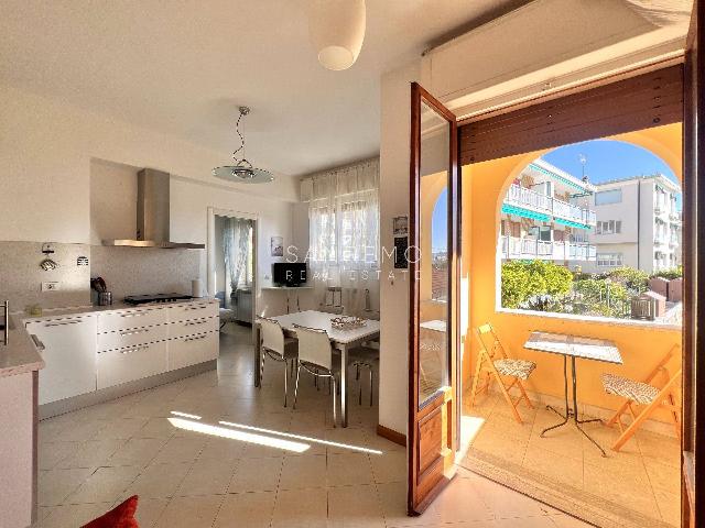 2-room flat in Via Roccasterone 24, Sanremo - Photo 1