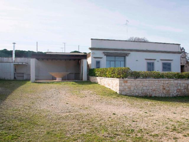 Mansion in Strada Monaci Zona a, Martina Franca - Photo 1