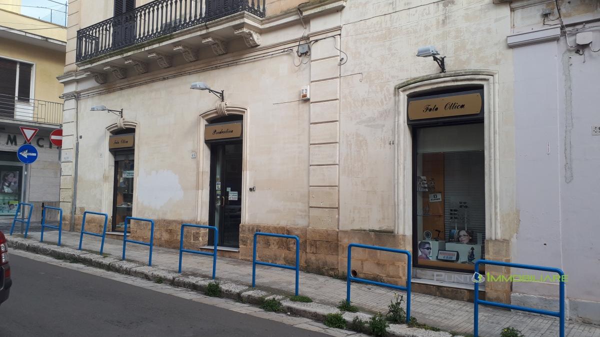 Negozio in vendita a Brindisi