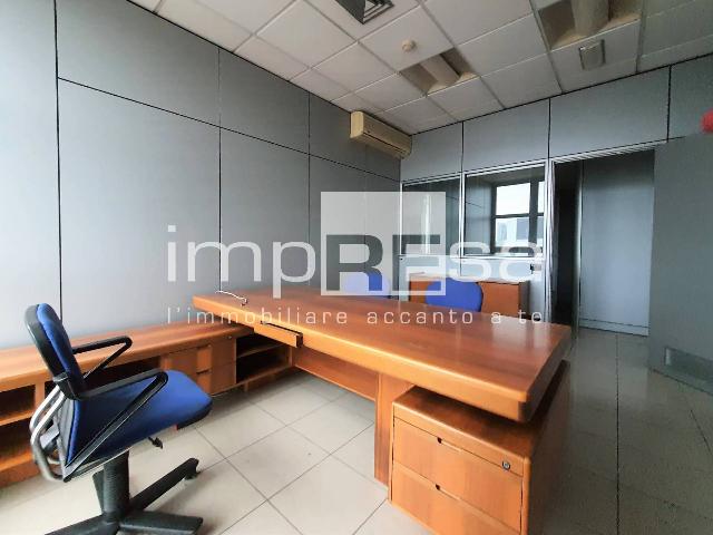 Shared office, Mirano - Photo 1