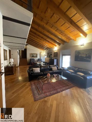 4-room flat in Orefici, Mantova - Photo 1