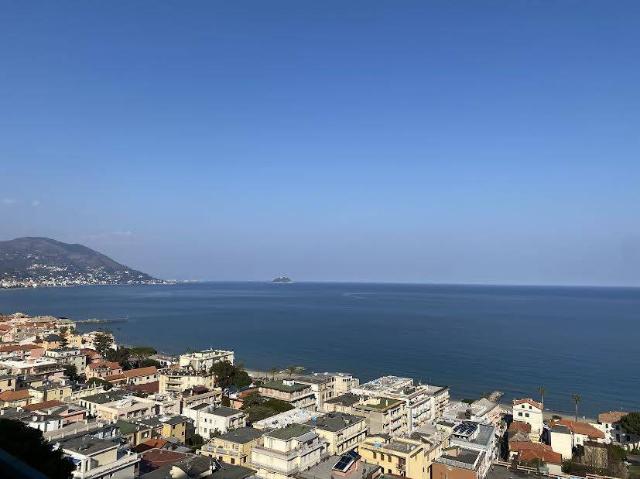 4-room flat in Via Monaco, Laigueglia - Photo 1