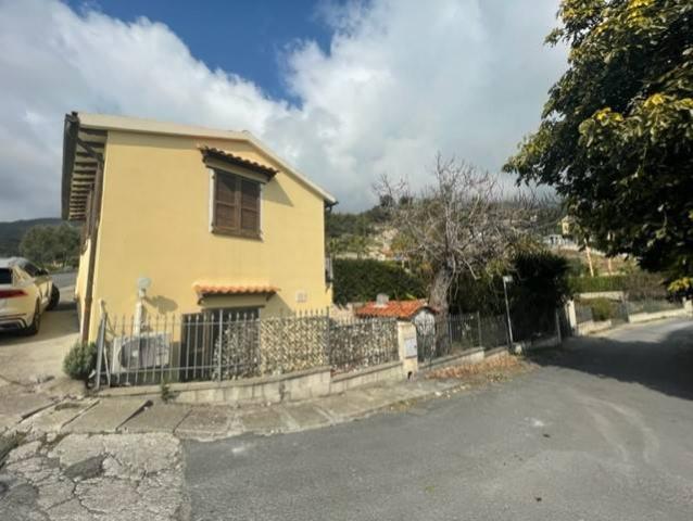 Mansion in {3}, Strada Noci 68 - Photo 1