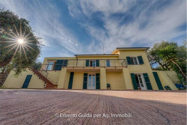 Mansion, Diano Marina - Photo 1