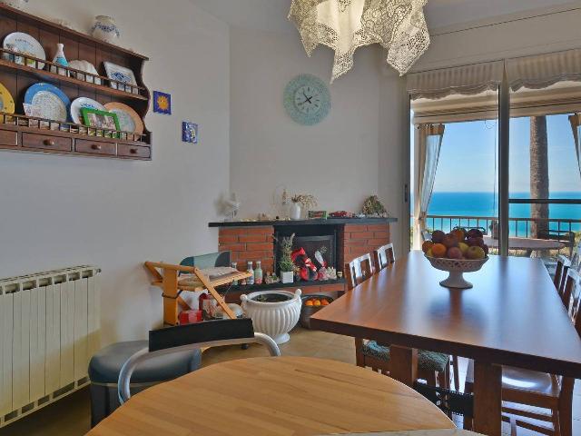 Wohnung in Via degli Inglesi 40, Bordighera - Foto 1