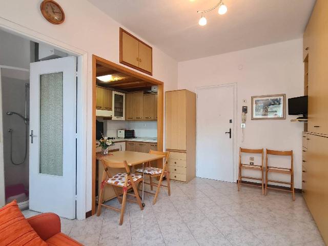 One-room flat in Via dei Garofani, Diano Marina - Photo 1