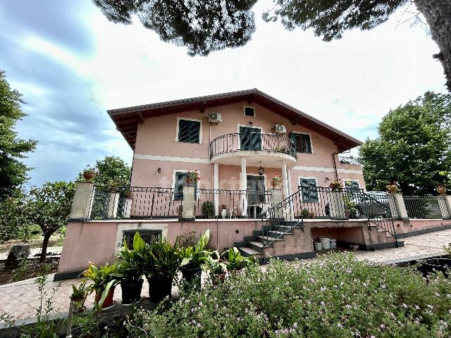 Villa in Via Vecchiuzzi Snc, Aci Bonaccorsi - Foto 1