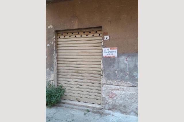 Warehouse in Via Fiume Delia 9, Palermo - Photo 1