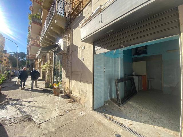 Geschäft in Via Pindemonte 18, Palermo - Foto 1