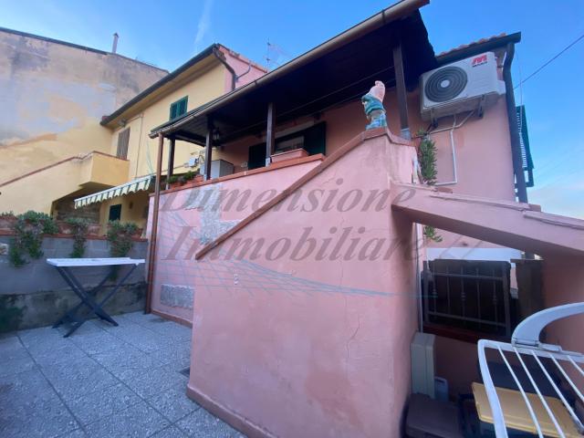 Zweizimmerwohnung in Piazza Antonio Gramsci, Rosignano Marittimo - Foto 1