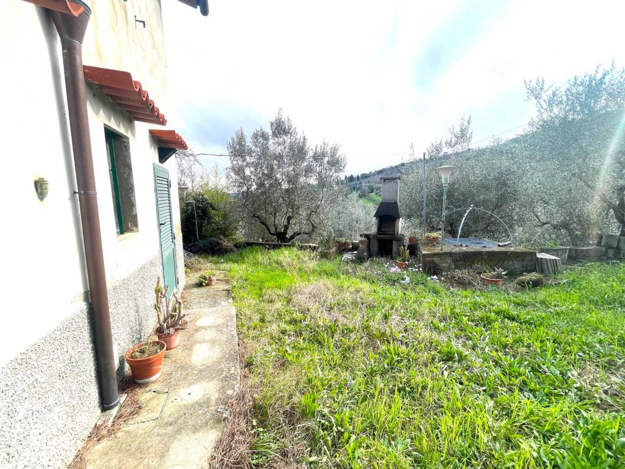 Villa in vendita a Carmignano