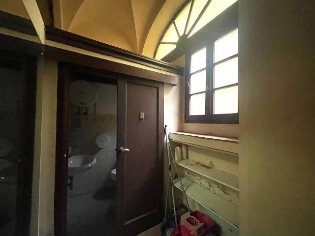 Dreizimmerwohnung in Piazza del Comune 20, Prato - Foto 1