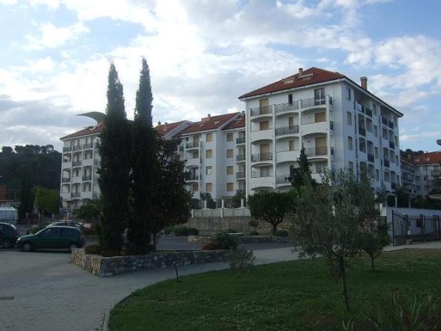 One-room flat in Via Martiri della Libertà 37, San Bartolomeo al Mare - Photo 1