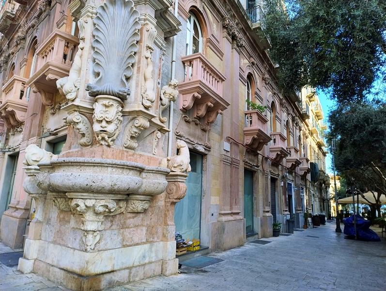 Magazzino in Via Cardines 6, Messina, {3} - Foto 1