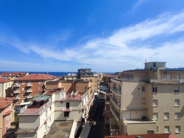 Penthouse in Via Giuseppe Verdi 2, Alassio - Foto 1