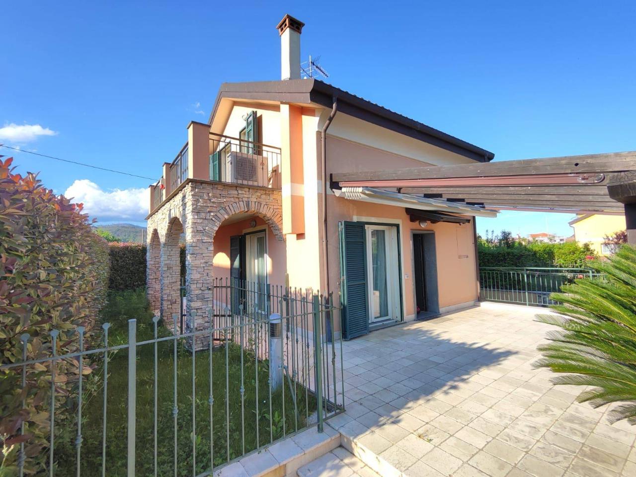 Villa in vendita a Villanova D'Albenga
