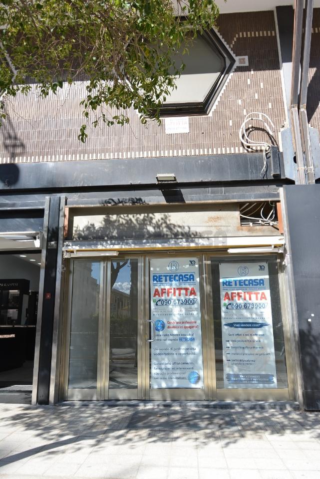 Palazzina commerciale in Viale San Martino 216, Messina, {3} - Foto 2