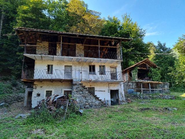 Landhaus in Strada Provinciale di Valle Mastallone-Valle Lancia, Varallo - Foto 1