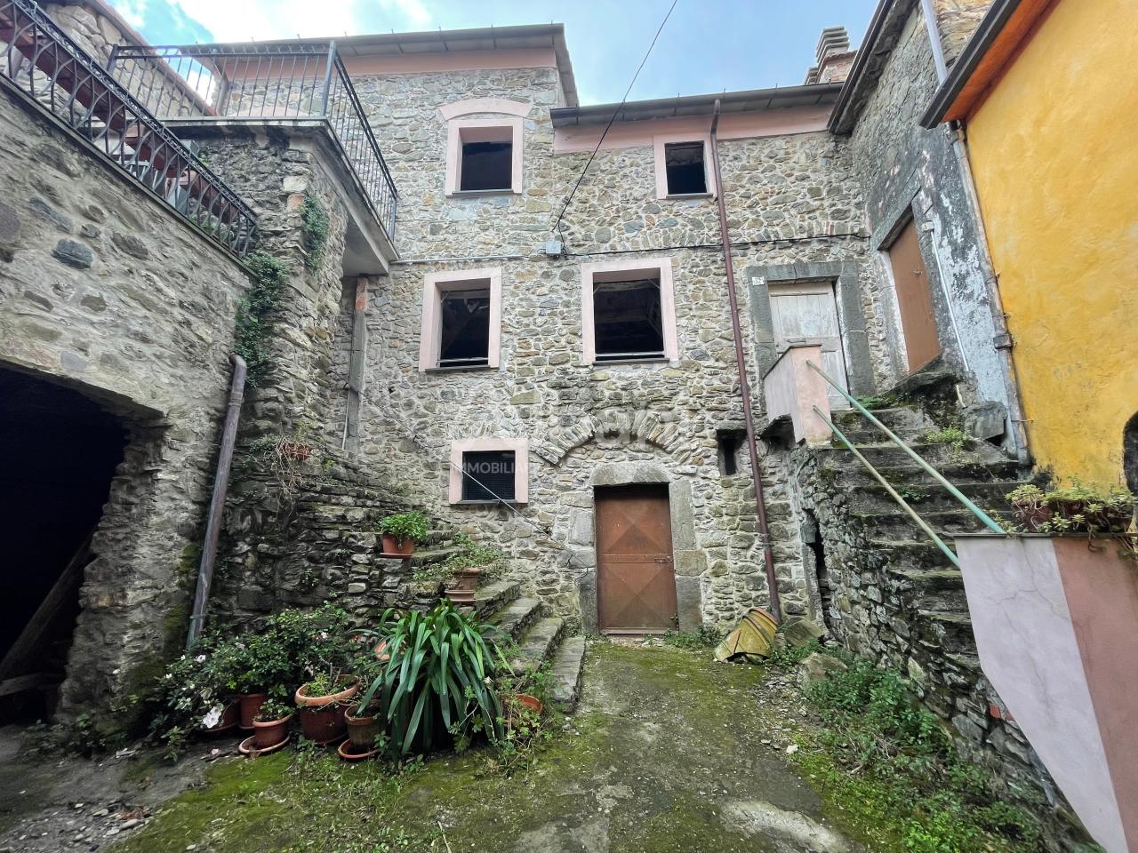 Villa a schiera in vendita a Bolano