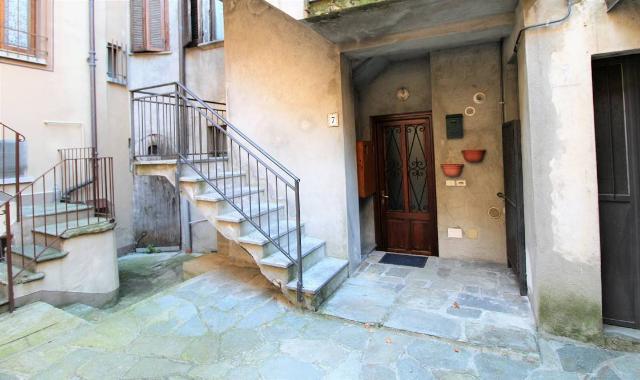 2-room flat in Vicolo Termignone 7, Varallo - Photo 1