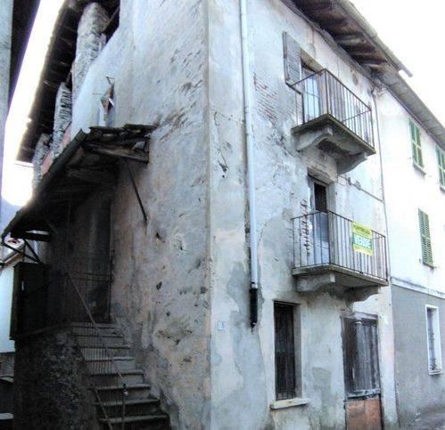 Villa a schiera in vendita a Varallo