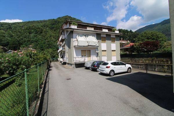 2-room flat in Viale Cesare Battisti 51, Varallo - Photo 1