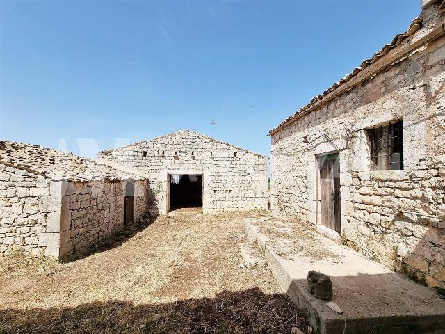 Country house or cottage in {3}, Contrada Quartarella - Photo 1